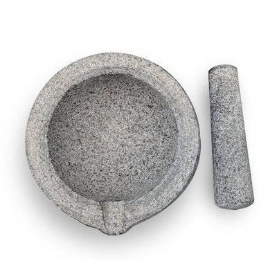 Classic Granite Pestle & Mortar With Spout Set