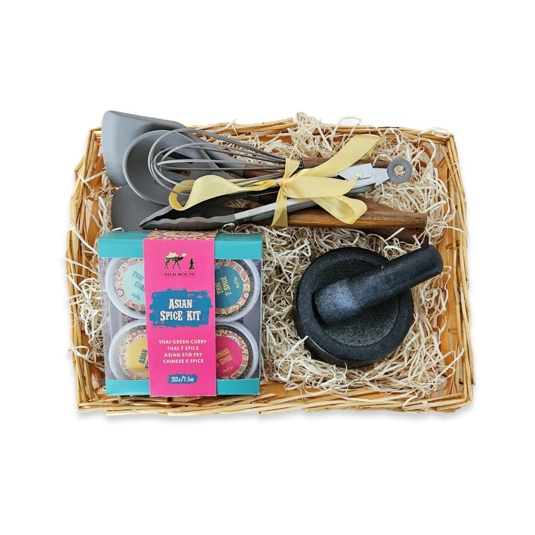 Kitchen Essentials Hamper & Spice Pot Kit