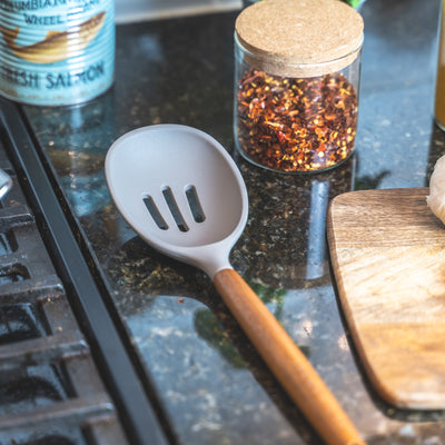 Acacia Wood & Grey Silicone Skimmer