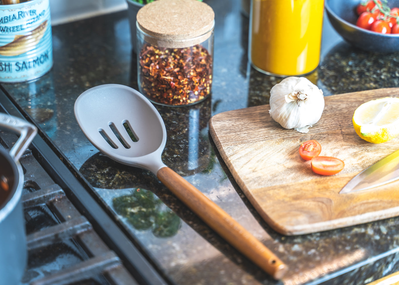 Acacia Wood & Grey Silicone Skimmer