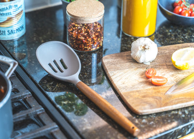 Acacia Wood & Grey Silicone Skimmer